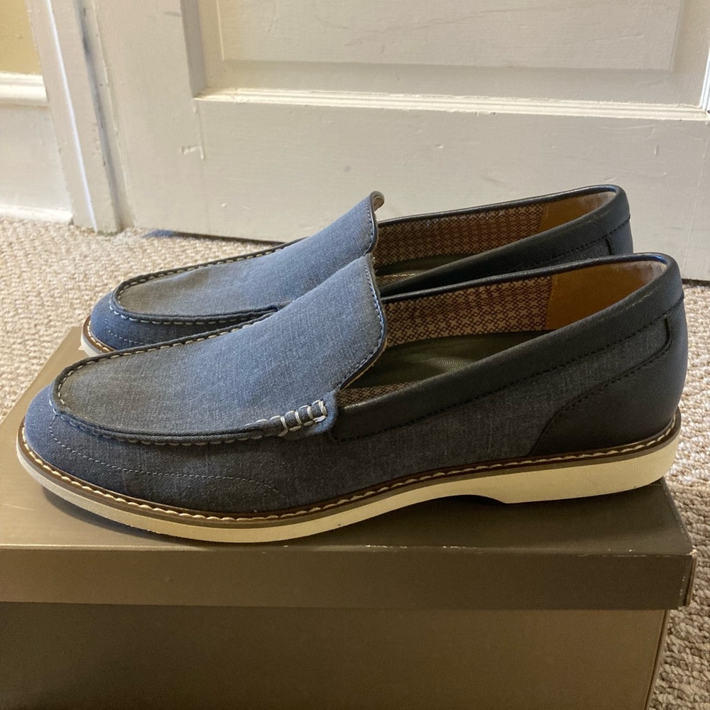 Crown Vintage size 11.5
